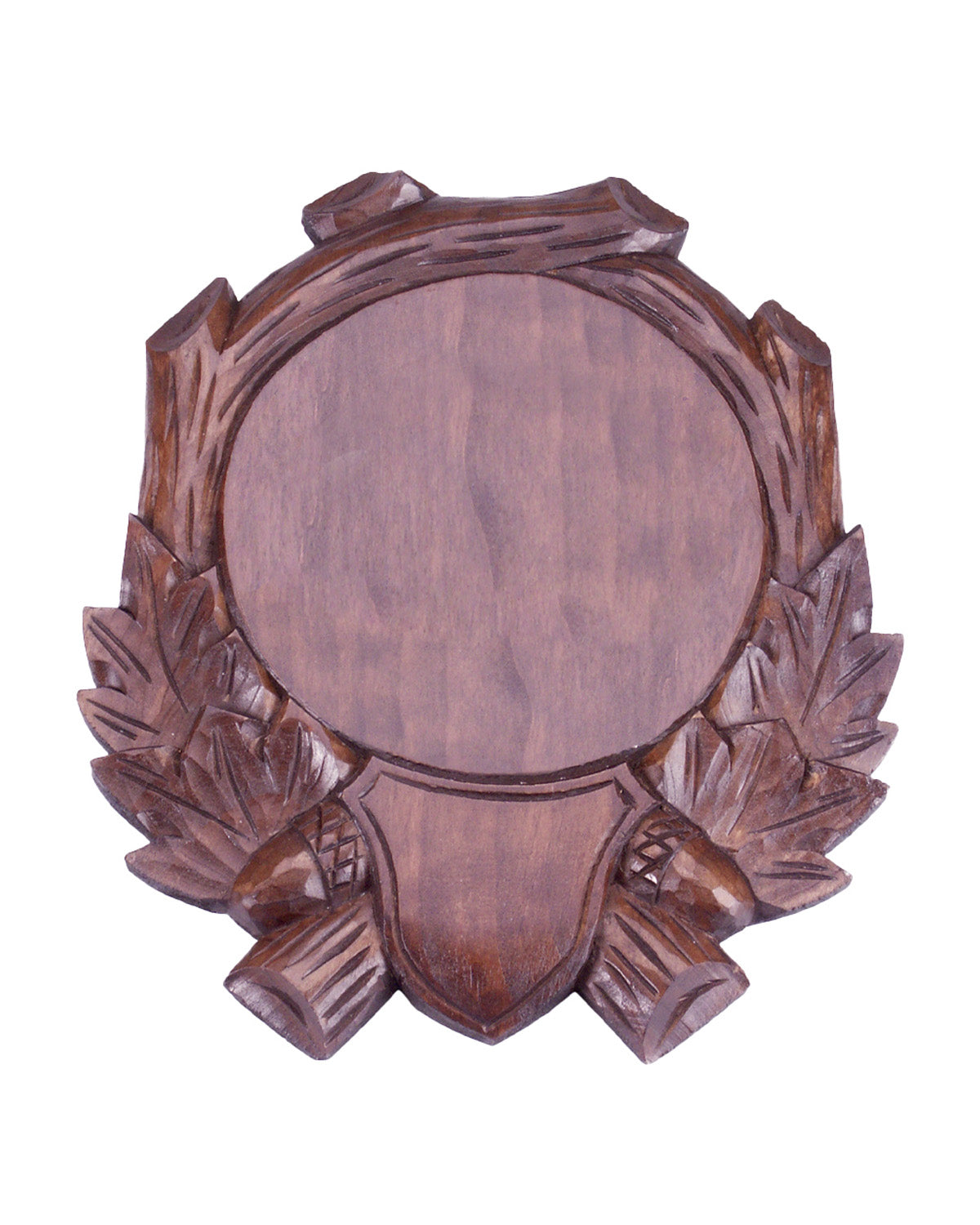 Geschnitztes Lindenholzbrettchen