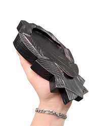 Geschnitztes Trophäenschild Keilförmig 23x18cm